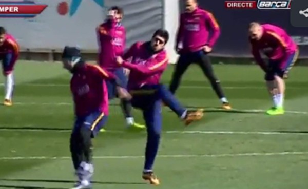 VIDEO: Luis Suárez enfurecido con Javier Mascherano
