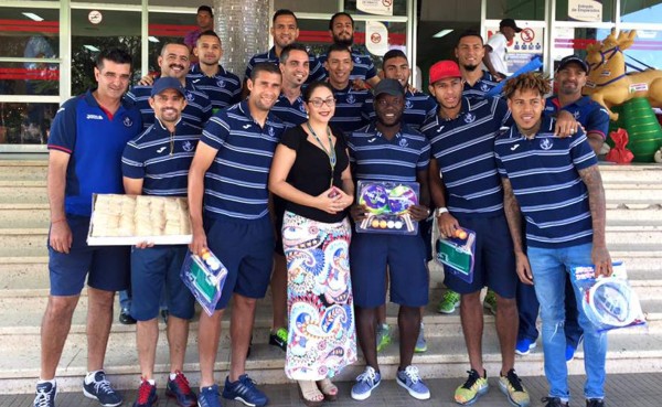 Motagua visitó a Niños con Cáncer