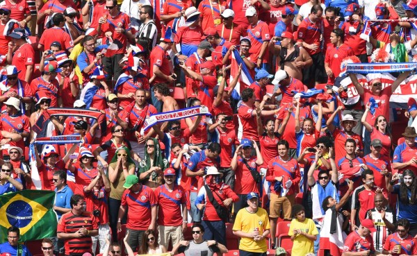 Costarricenses esperarán devoluciones de uruguayos o italianos para entradas