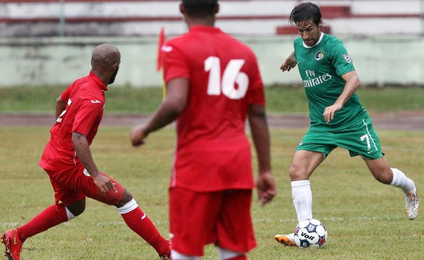 Raúl desató pasiones en la victoria del Cosmos ante Cuba