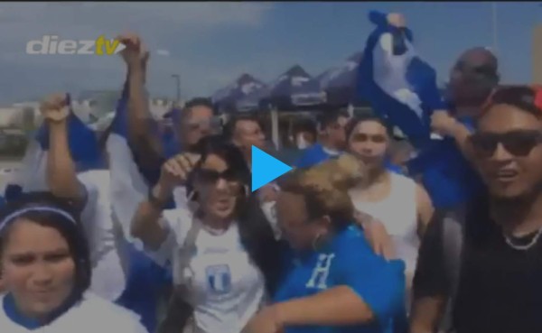 VIDEO: Afición hondureña muestra entusiasmo previo a duelo ante Haití