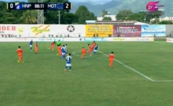 VIDEO: Le anulan gol legítimo al Honduras en juego contra Motagua