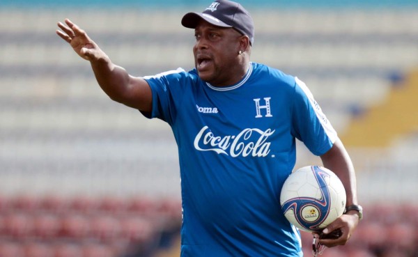 Honduras arrancaría con Jona y Choco Lozano en ataque