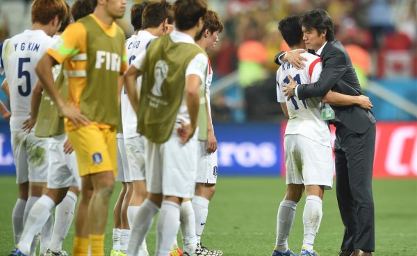 Corea del Sur mantiene al seleccionador pese al fracaso en Brasil