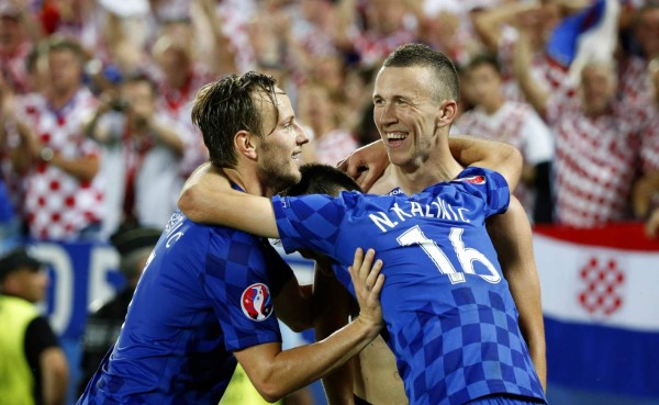 España perdió el liderato de su grupo y se medirá ante Italia en octavos de la Eurocopa