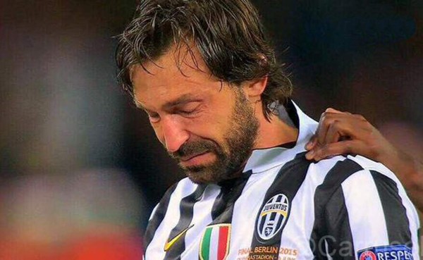 VIDEO: Las lágrimas de Pirlo tras perder la final de Champions en Berlín