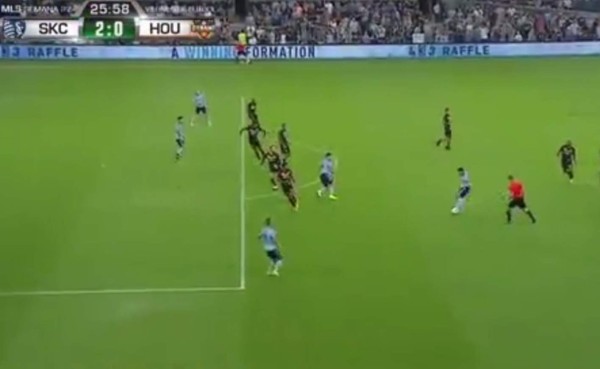 Kansas City empató con el Houston Dynamo con golazo de Roger Espinoza incluido