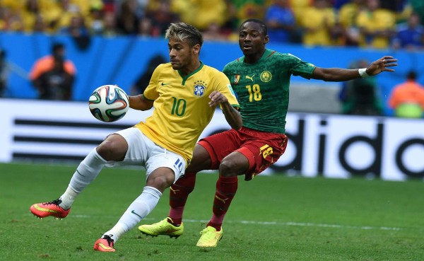 Brasil goleó a Camerún para avanzar al ritmo de Neymar