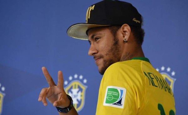 Dunga quiere que Neymar sea con Brasil 'el mismo que en el Santos'