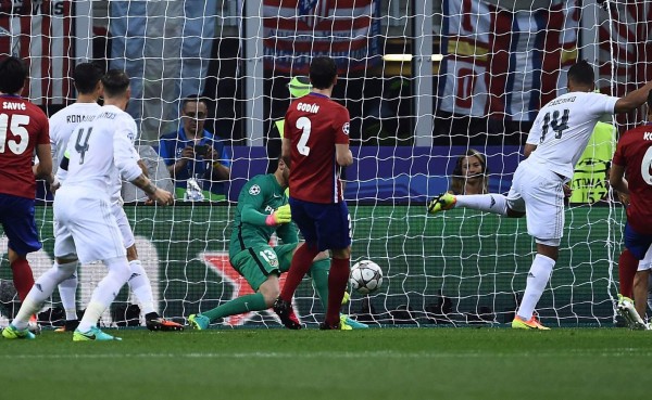 La espectacular tapada de Jan Oblak al Real Madrid