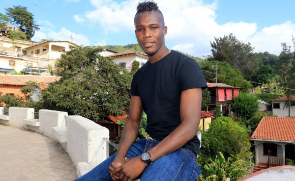 Rubilio Castillo asegura que cumplirá contrato con Correcaminos