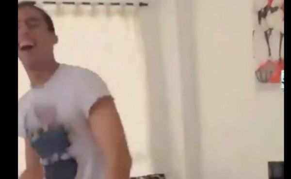 VIDEO: El baile del argentino Funes Mori que sorprendió en las redes