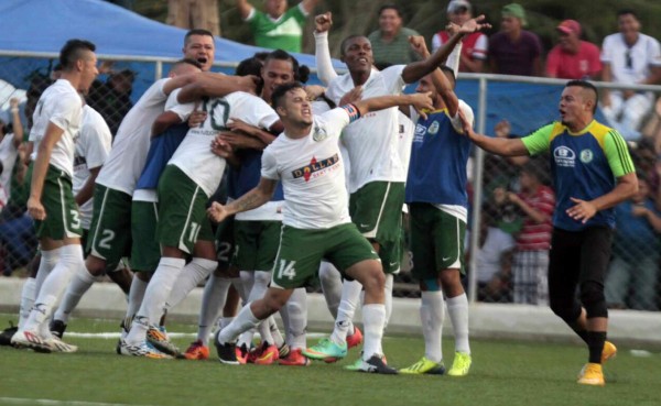 Juticalpa se corona campeón del Ascenso venciendo a la UPNFM