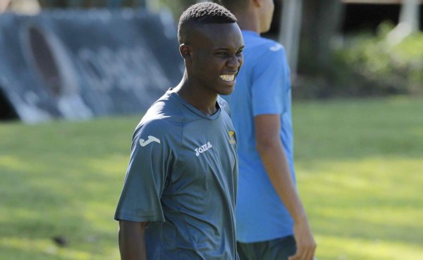 Incorporación de Rubilio Castillo al Ado Den Haag habría fracasado