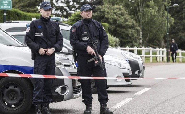 Terrorista habría transmitido su ataque por Facebook Live