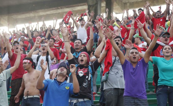 Ambiente de primera en la final de la Liga de Ascenso