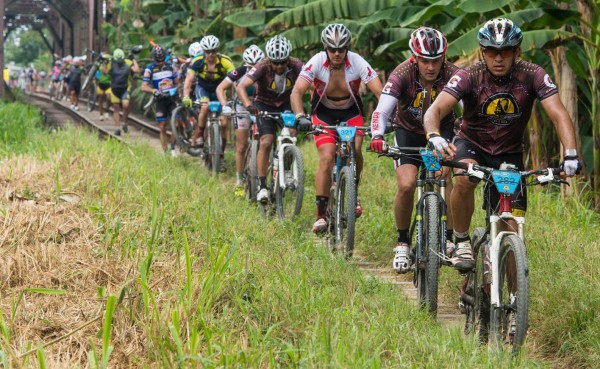 Buscan a ciclista estadounidense desaparecido en competencia en Costa Rica