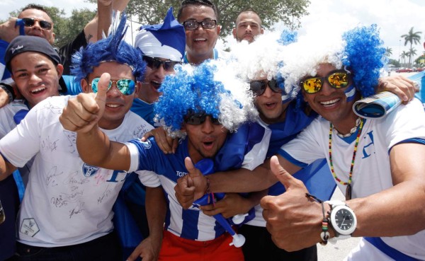 Piden a hondureños tomar precauciones en Brasil