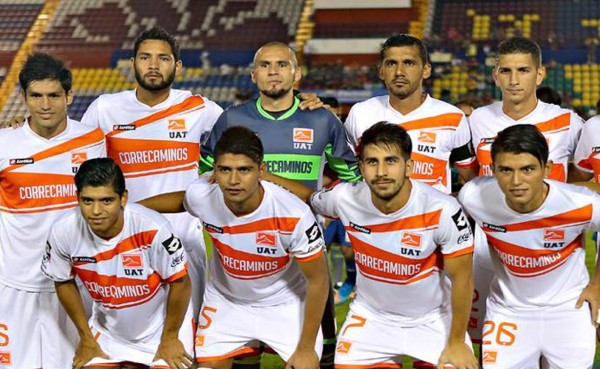 Jhonny Leverón y Rubilio Castillo debutan con derrota con el Correcaminos de México