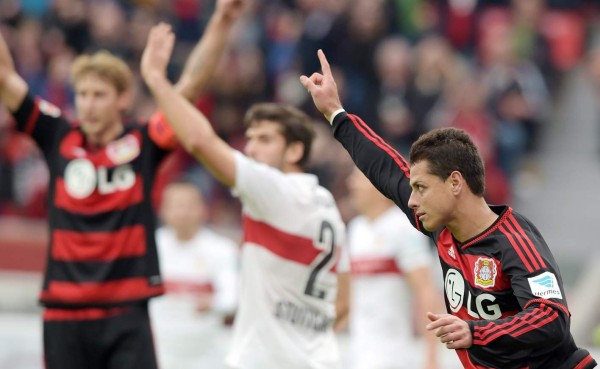 'Chicharito' anda encendido y colabora en la victoria del Leverkusen