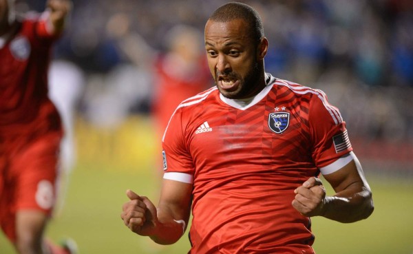 Bernárdez a seleccionados: 'Esa camiseta tienen que sudarla a muerte'