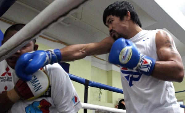 Ni Pacquiao encuentra boletos para su combate contra Mayweather