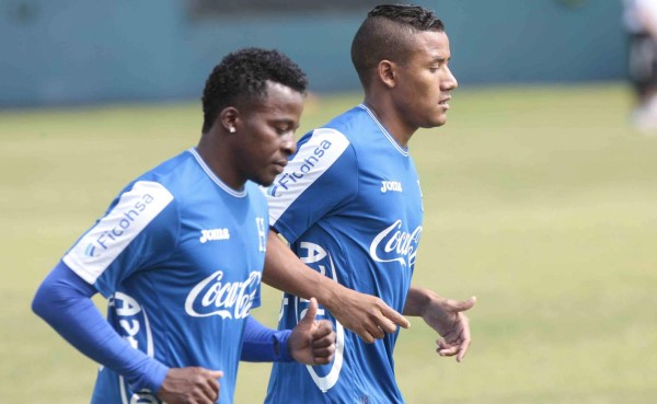 Luis Garrido se queda con Honduras para el Mundial