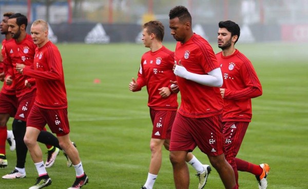 Jerome Boateng vuelve a entrenar con la plantilla del Bayern Múnich