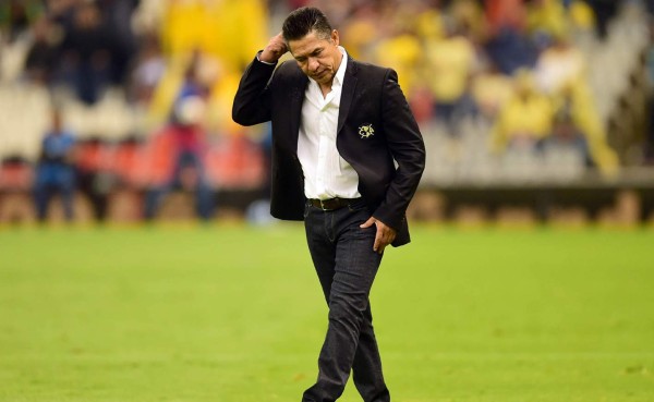 América de México cesa al técnico Ignacio Ambriz en las vísperas de su centenario