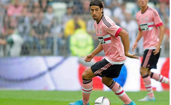 Sami Khedira se lesionó en su primer juego como titular en la Juventus