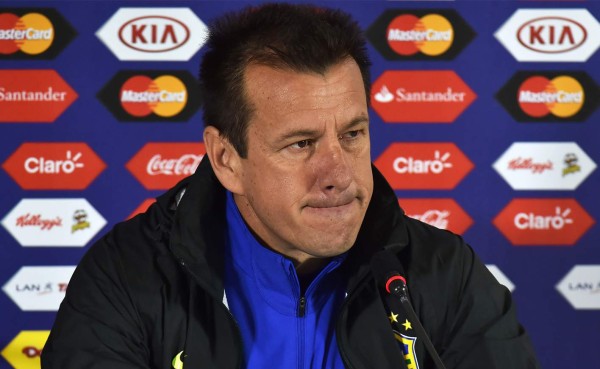 Dunga: 'Me siento afrodescendiente por tanto golpe que recibí'