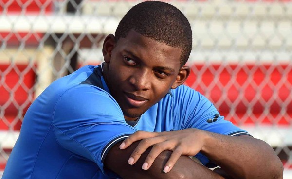 Buba López se salva del quirófano; solo estará cinco días fuera