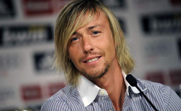 Guti y Arbeloa unen fuerzas en contra del Barcelona en Twitter