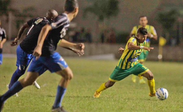 Honduras Progreso, jugando pésimo, empata ante Parrillas One