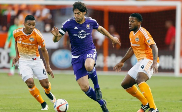 Orlando City consigue ante Dynamo su primera victoria en la MLS