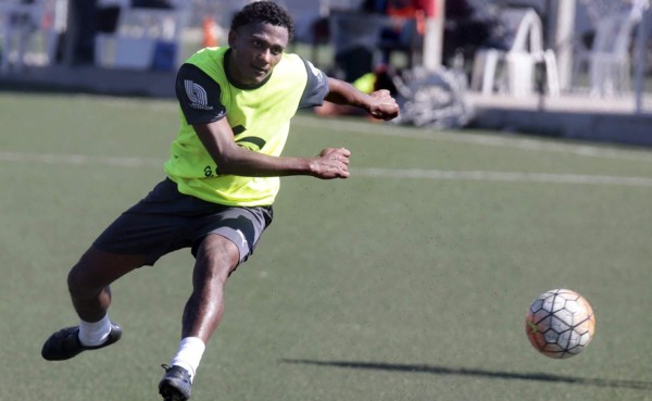 Ever Alvarado: 'Olimpia tendría prioridad, espero se comuniquen conmigo'