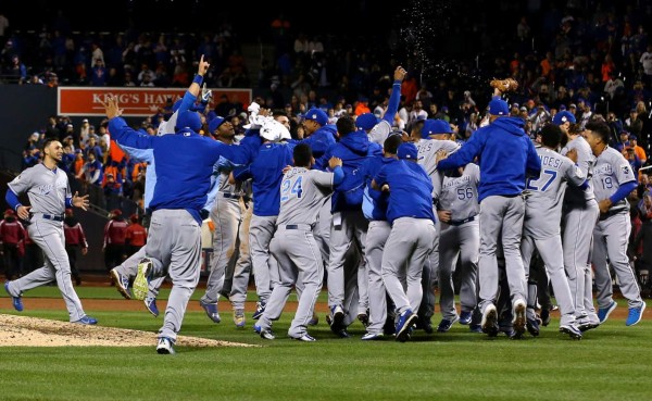 FOTOS: El festejo de los Royals luego de obtener la Serie Mundial