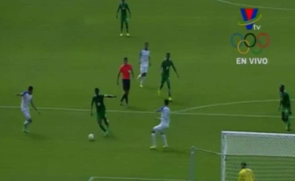 VIDEO: Otro error defensivo castiga a Honduras en gol de Nigeria