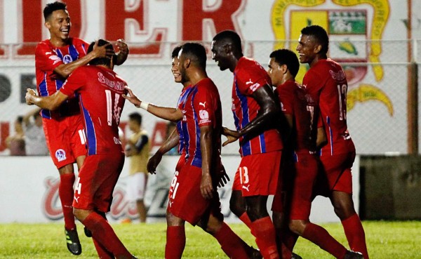 Olimpia se impone al Honduras Progreso en lanzamientos de penal