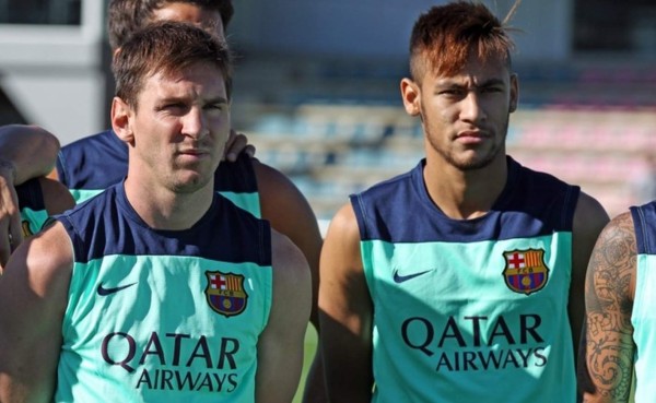Messi, Neymar y Alves se reincorporan a los entrenamientos