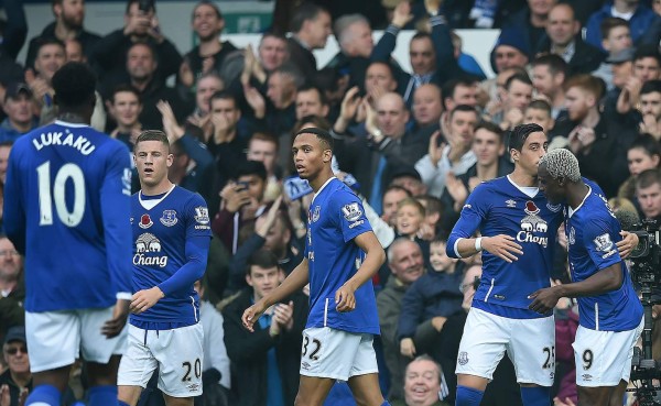 Everton arrolla al Sunderland con triplete de Koné