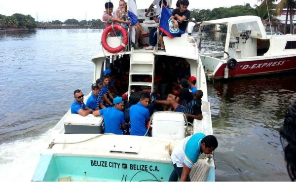 El campeón se sumergió en alta mar rumbo a Belice
