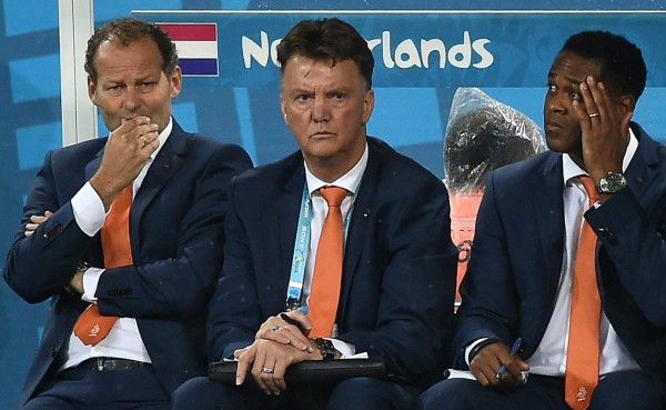 Van Gaal revela que dos jugadores no quisieron tirar el primer penal