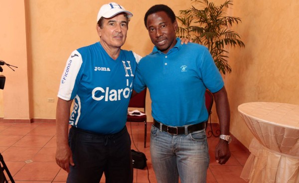 Pinto: 'No uso viagra, felizmente aún me siento súper bien y activo'