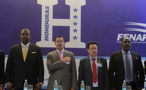 Inició en Tegucigalpa el Congreso financiero de Fenafuth