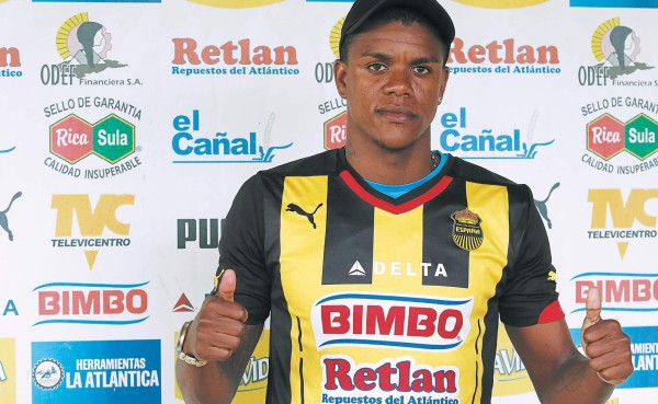 Félix Cásseres no se fue del Real España por 'problemas personales'