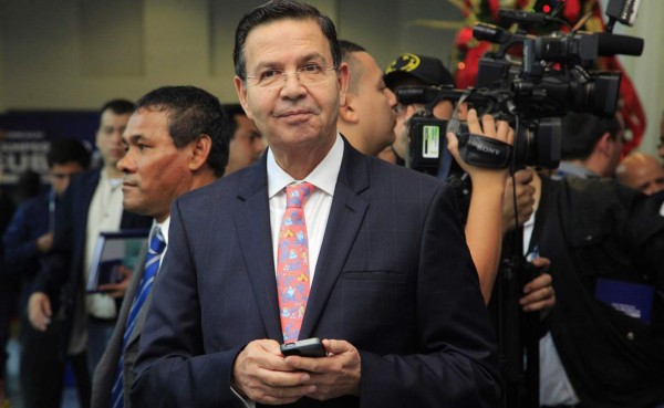 Rafael Callejas cancela conferencia de prensa este martes