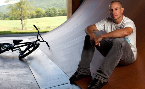 Leyenda del ciclismo BMX Dave Mirra aparece muerto en un aparente suicidio