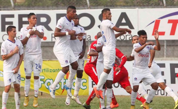 Olimpia sobrevivió al 'infierno' de Tocoa y es líder del Clausura 2016