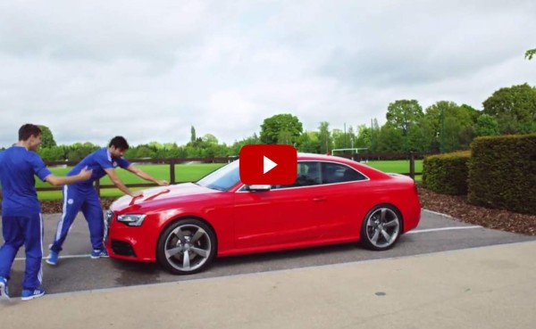 VIDEO: Diego Costa y Azpilicueta cambian el carro a Hazard